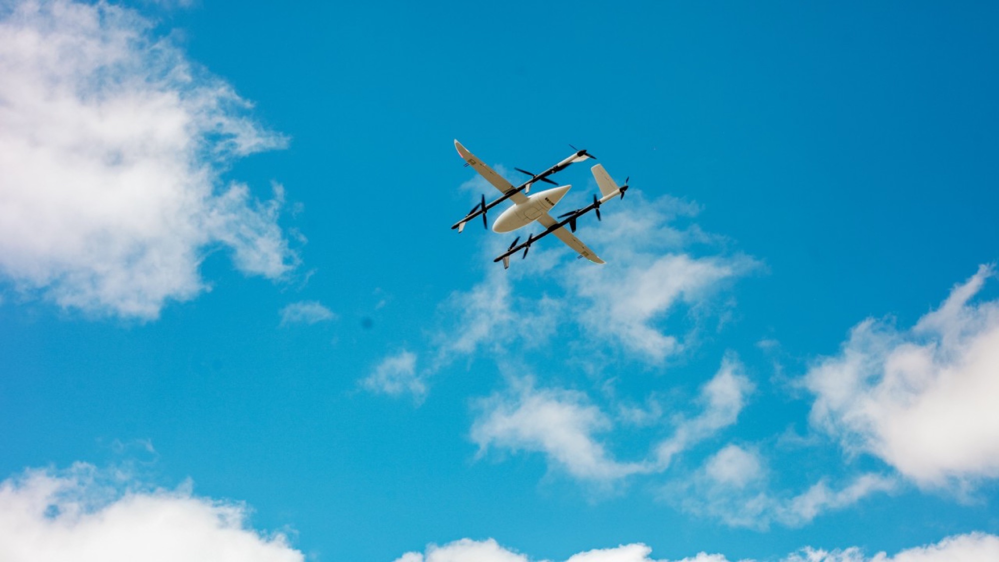 Long-range medical delivery aircraft in flight